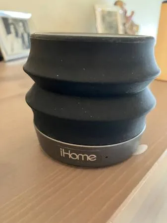 bluetooth speaker ihome rechargeable