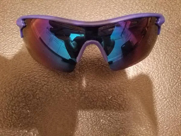 sunglasses lot 3 pairs